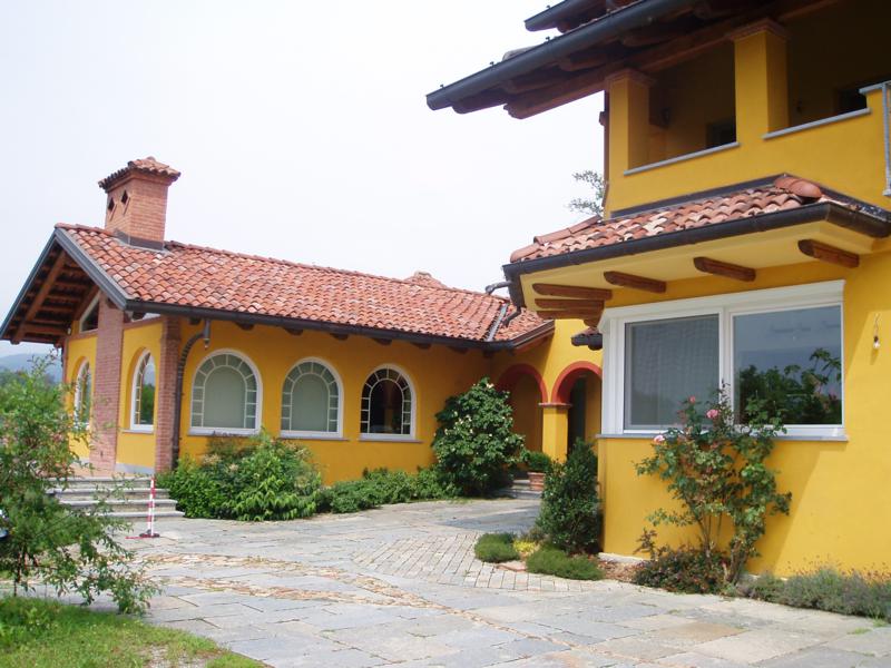 VILLECASE08.jpg